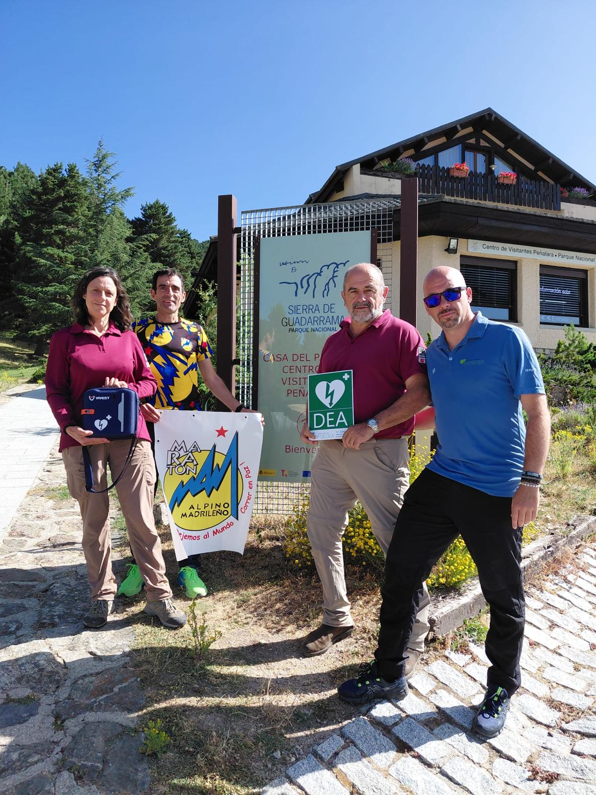 La Asociación Deportiva Marathon dona al Parque Nacional un desfibrilador.